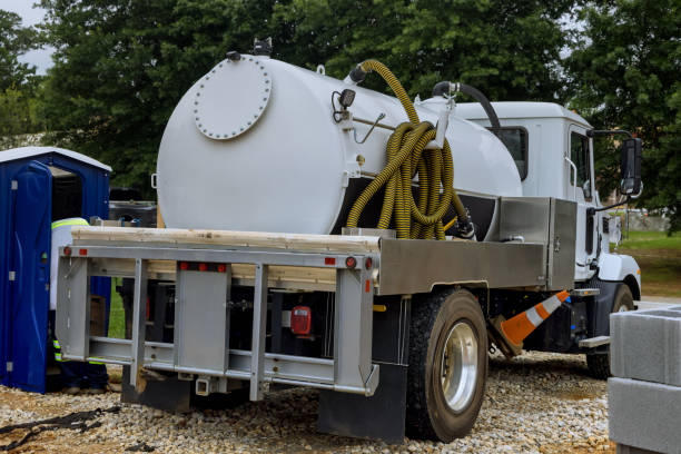 Best Porta potty rental near me  in West Dundee, IL
